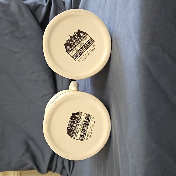 Home essentials and beyond set - Picture 7 of 9